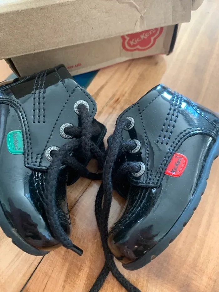 Bottines premiers pas Kickers taille 18 - photo numéro 4
