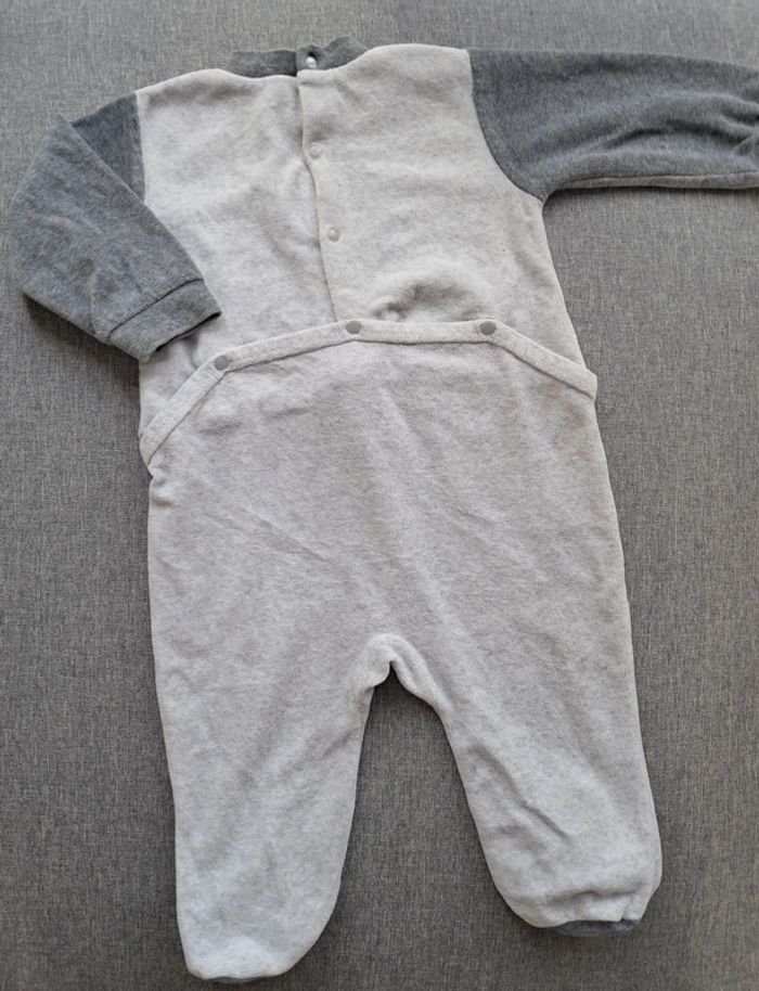 Pyjama 9 mois - photo numéro 2