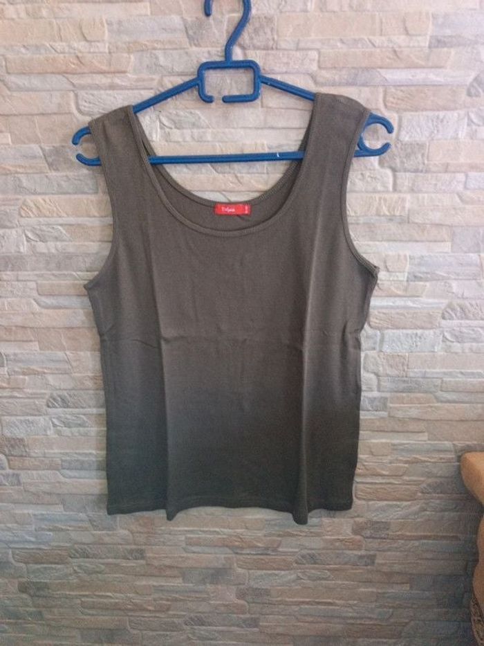 T-shirt kaki Tissaia 46