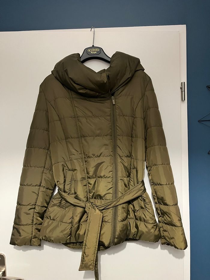 Belle doudoune parka kaki CASSIS