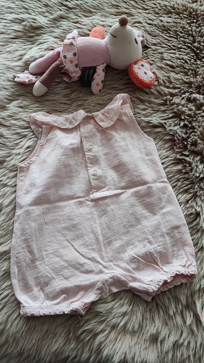 Barboteuse rose tape à l'oeil 1 mois - photo numéro 2