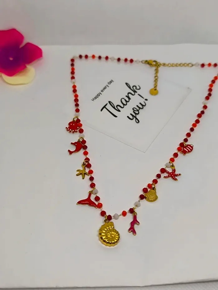 Collier doré et rouge avec perles de cristal et breloques de la mer - photo numéro 8