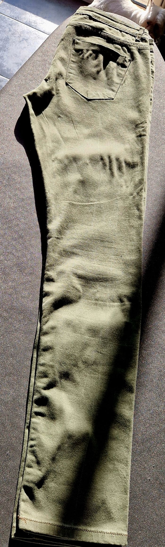 Pantalon kiabi kaki TBE Taille 38 - photo numéro 5