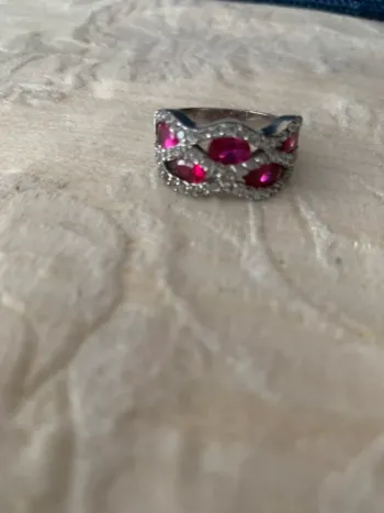 Bague fantaisie fushia brillants