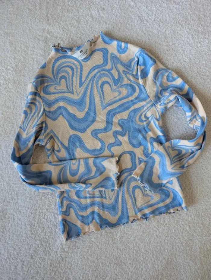 🌊 T-shirt à motifs abstraits H&M – 9 ans - photo numéro 2