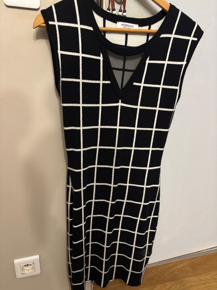 Robe noir et blanche - photo numéro 3
