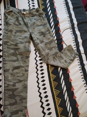 Pantalon camouflage 10 ans Kiabi 
