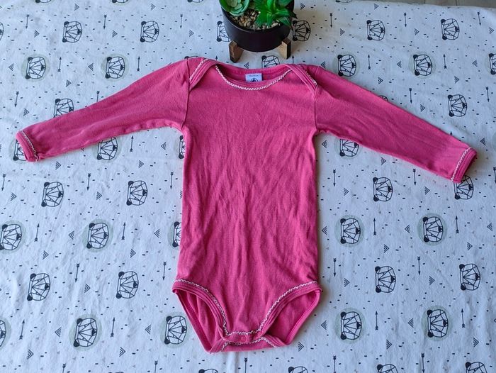 Lot de bodies ML taille 18 mois - photo numéro 6