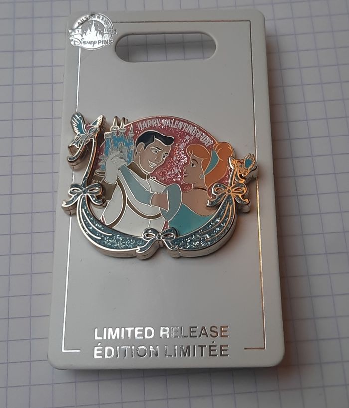 Pins Disney shopdisney cendrillon