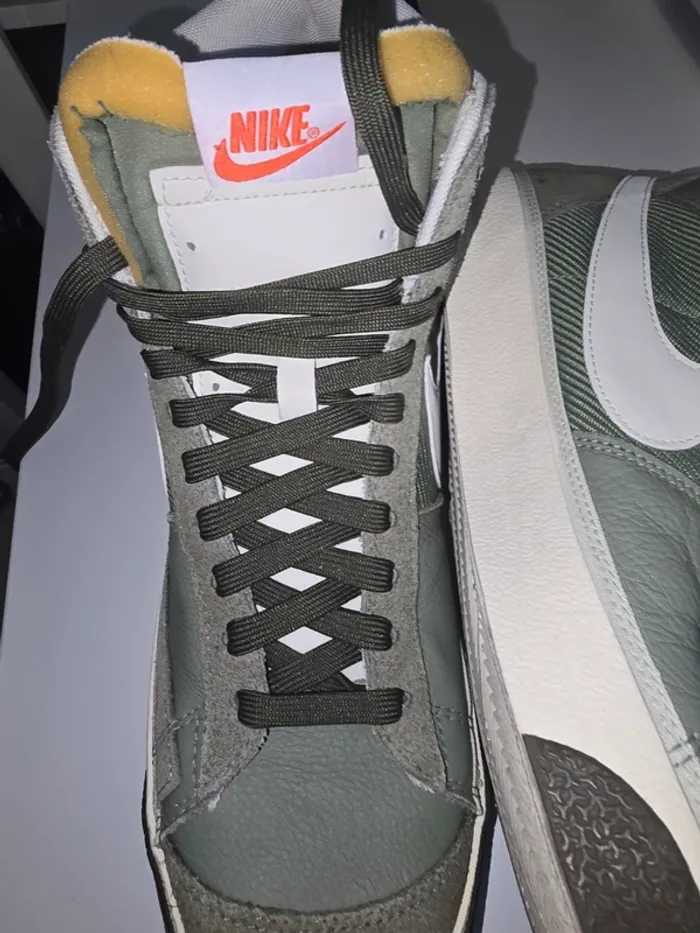 Nike blazer Mid 77 pro club olive bon état - photo numéro 4