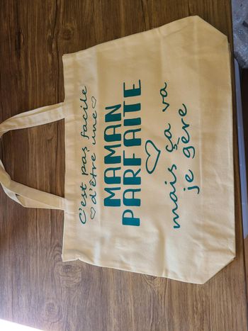 sac c'est pas facile d'être une maman parfaite ....