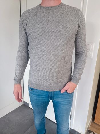 Pull taille L