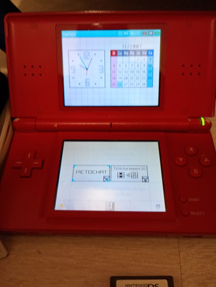 Nintendo ds lite - photo numéro 2