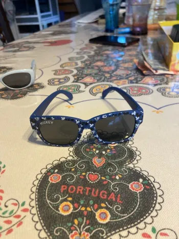 Lunette de soleil bebe