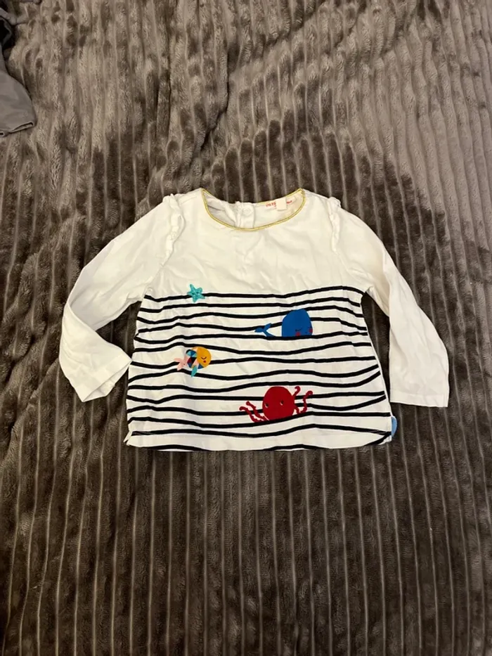 Tee shirt