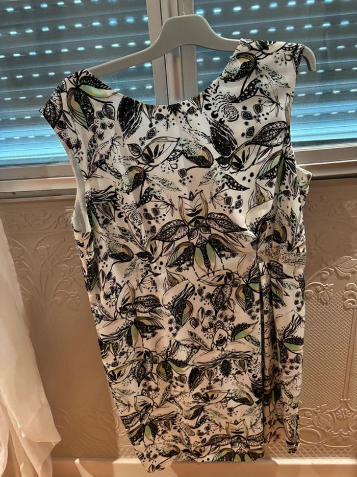 Robe un jour ailleurs - photo numéro 3