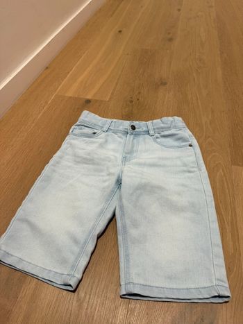 Short 8 ans neuf tape à l’œil