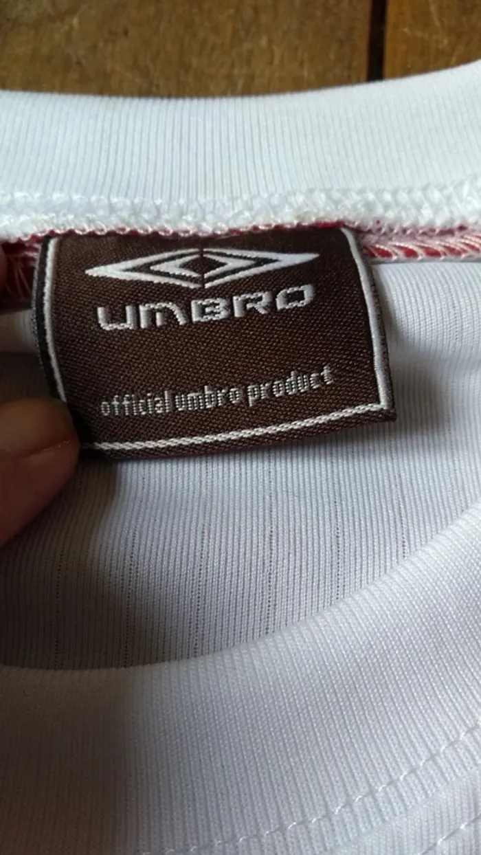 Tee shirt UMBRO taille L - photo numéro 3