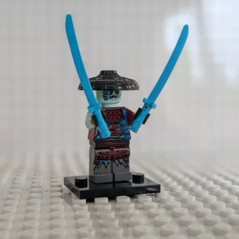 Figurine Ninjago : Blizzard le colonel de glace , style lego