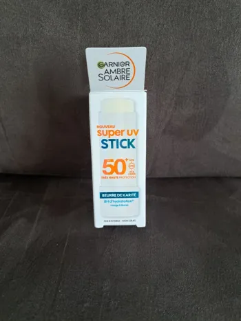 Stick UV 50+ de garnier