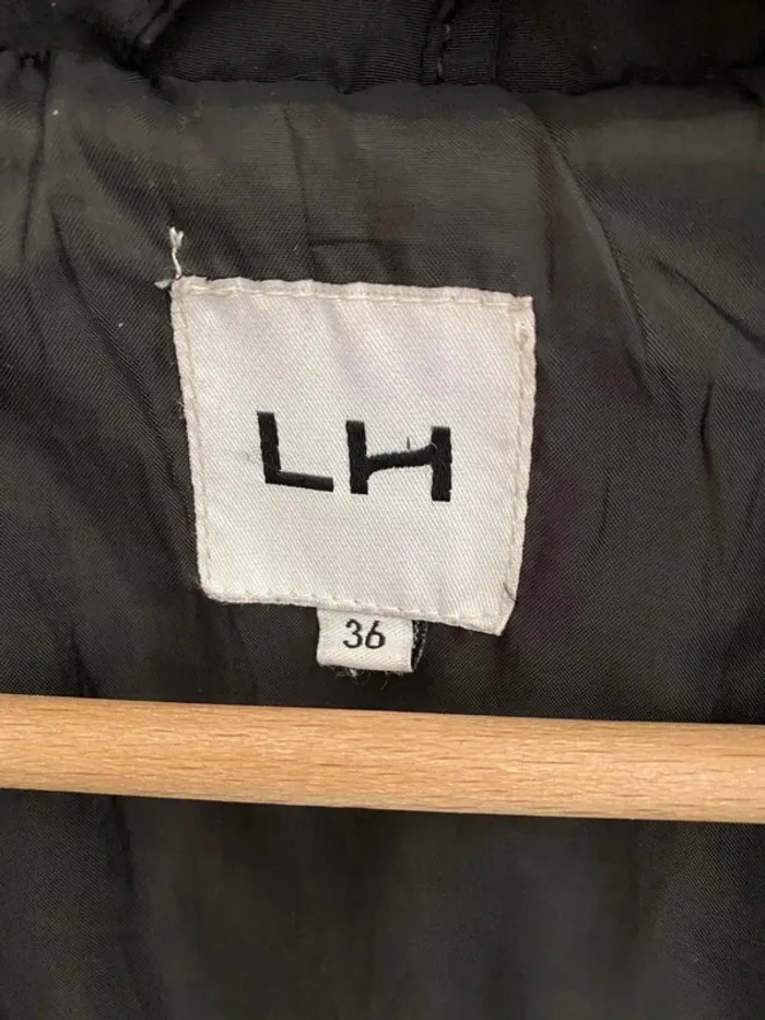 🎀 Jolie doudoune noir a capuche femme LH Taille 36/S - photo numéro 4