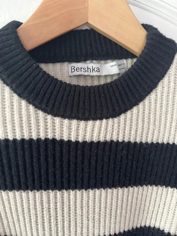 Pull côtelé marinière – Bershka – Taille XS, coupe courte - photo numéro 2