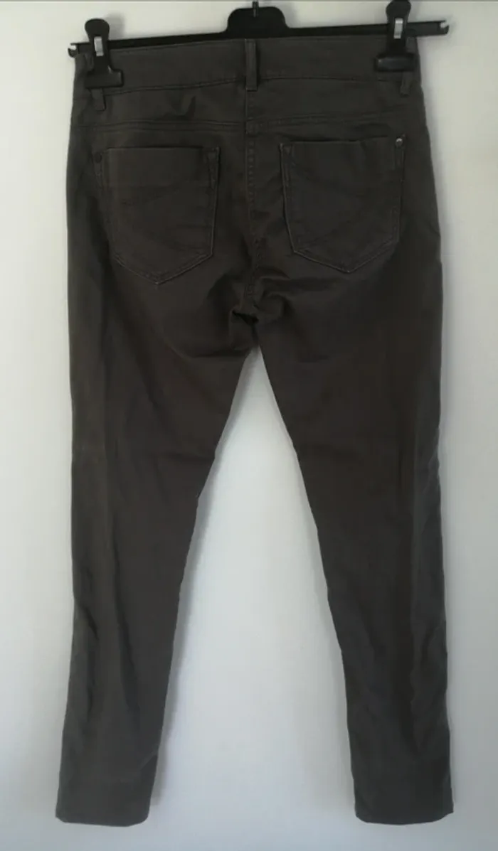 Pantalon slim koukai gris - photo numéro 4