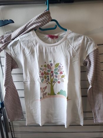 Tee shirt+ bandeau/ ceinture assorti