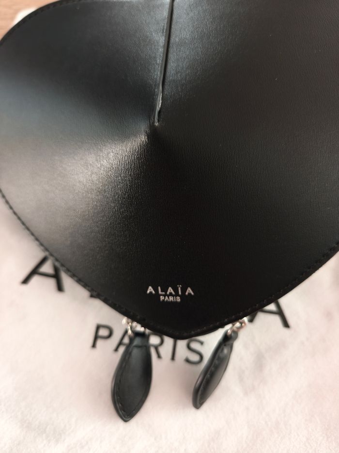 Sac bandoulière coeur noir - photo numéro 5