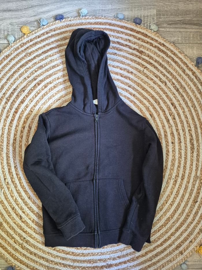 🧒 Lot 2 gilets à capuche garçon – Taille 10 ans - photo numéro 3