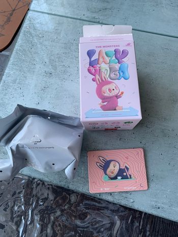 Americano - The Monsters Lazy Yoga