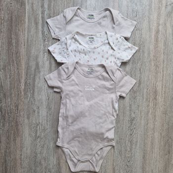 Lots 3 body manches courtes 36 mois Kiabi