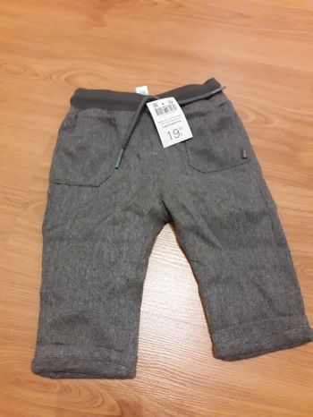 Pantalon obaibi 9 mois neuf avec etiquette
