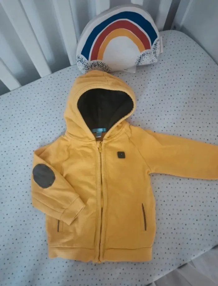 Gilet zippé motif lion tricot - photo numéro 2