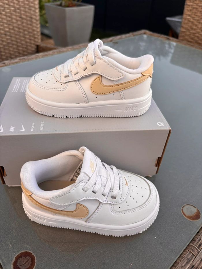 Nike Air Force 1 P.23,5 Neuves unisex - photo numéro 9
