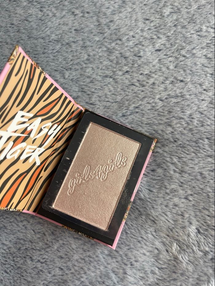 Palette highlighter doré easy tiger girls4girls - photo numéro 3
