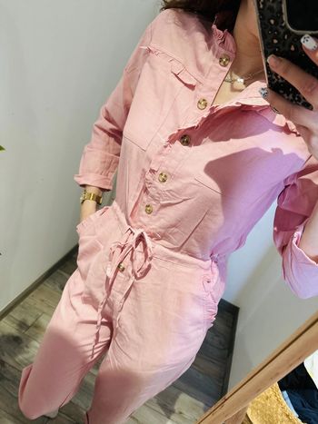 Combinaison pantalon rose taille S NEUVE