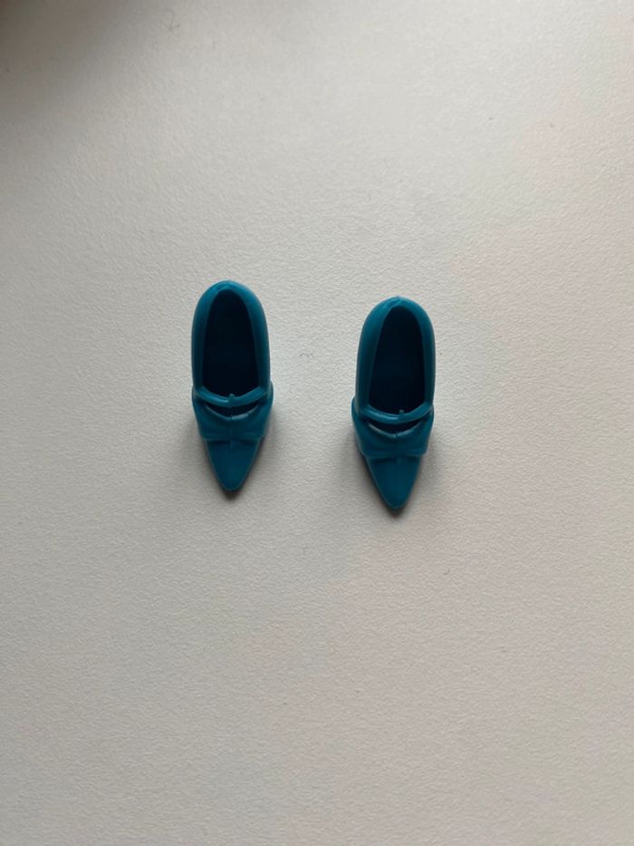 Escarpins bleu pour poupée Barbie - photo numéro 3