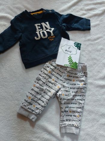 Ensemble pantalon/pull
