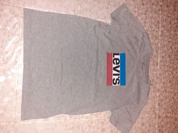 Tee shirt