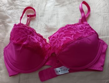 Soutien gorge fushia 90 D