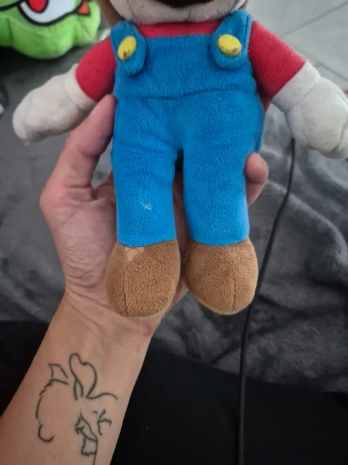Peluche mario - photo numéro 2