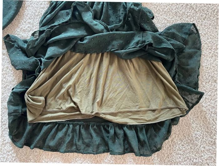 Robe verbe avec pois pailletés doublée taille 1 Rue des Abbesses - photo numéro 4