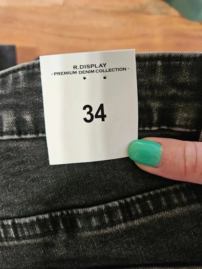 Jean skinny noir délavé R. Display - Taille 34 - Neuf avec étiquette - photo numéro 7