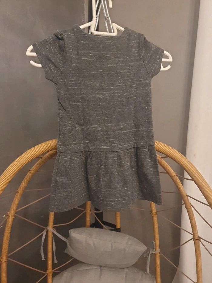 Robe grise kiabi - photo numéro 2