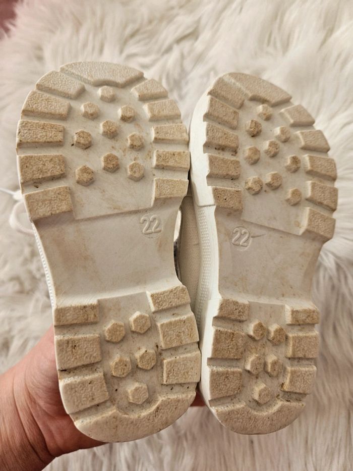 Chaussures blanches plate-forme pointure 22 - photo numéro 5