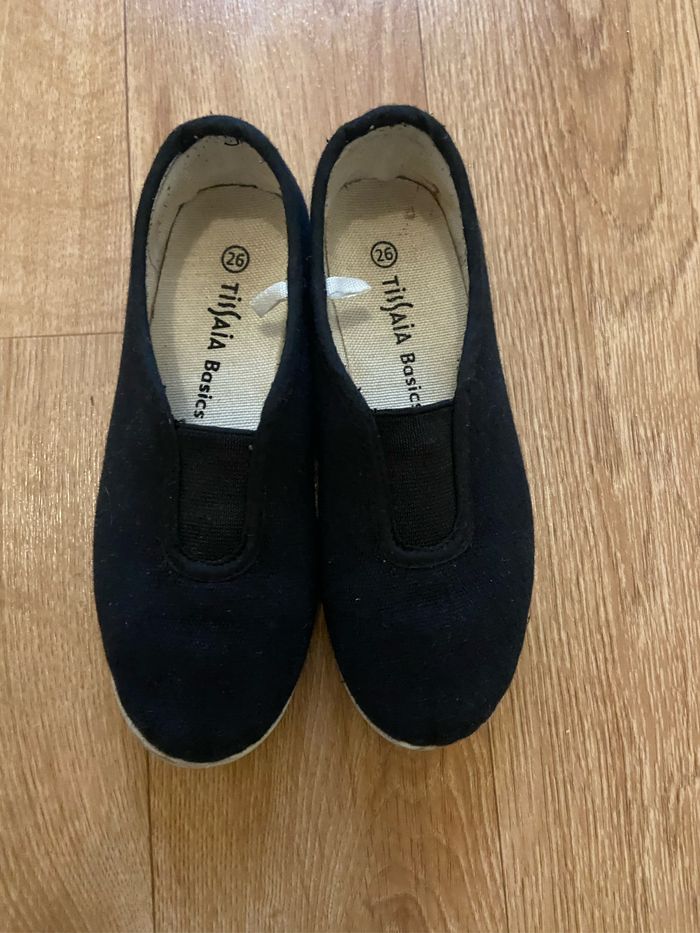 Chaussons noirs 26