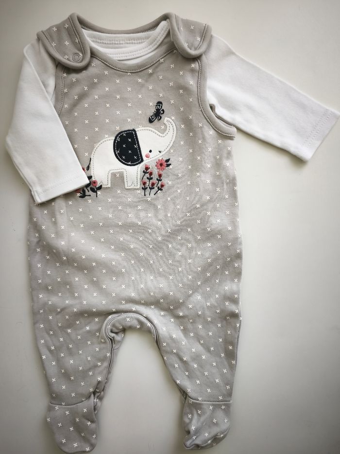 Lot bodies et salopettes bébé fille 1 mois - photo numéro 4