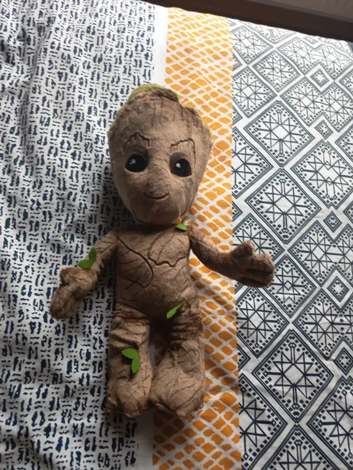 Peluche Groot Marvel
