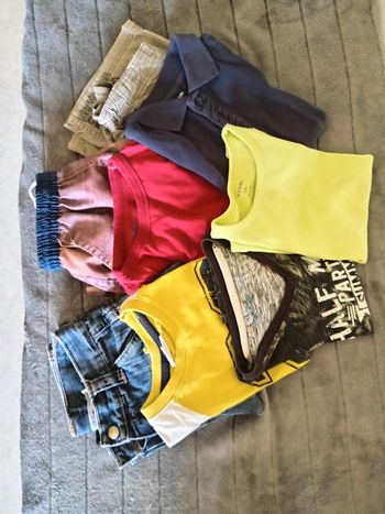 Lot t-shirt short taille 5 ans